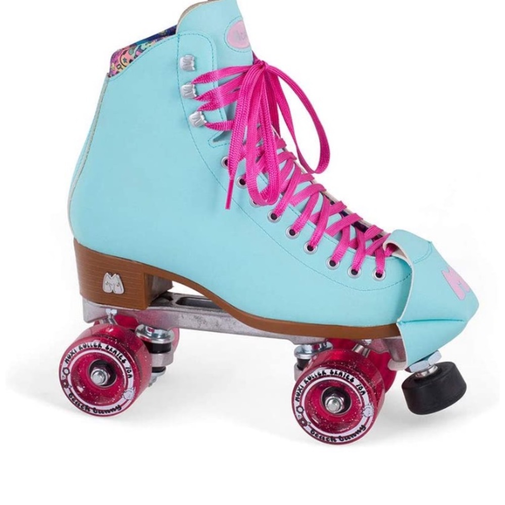 Moxi Beach Bunny Roller Skates - Sky Blue